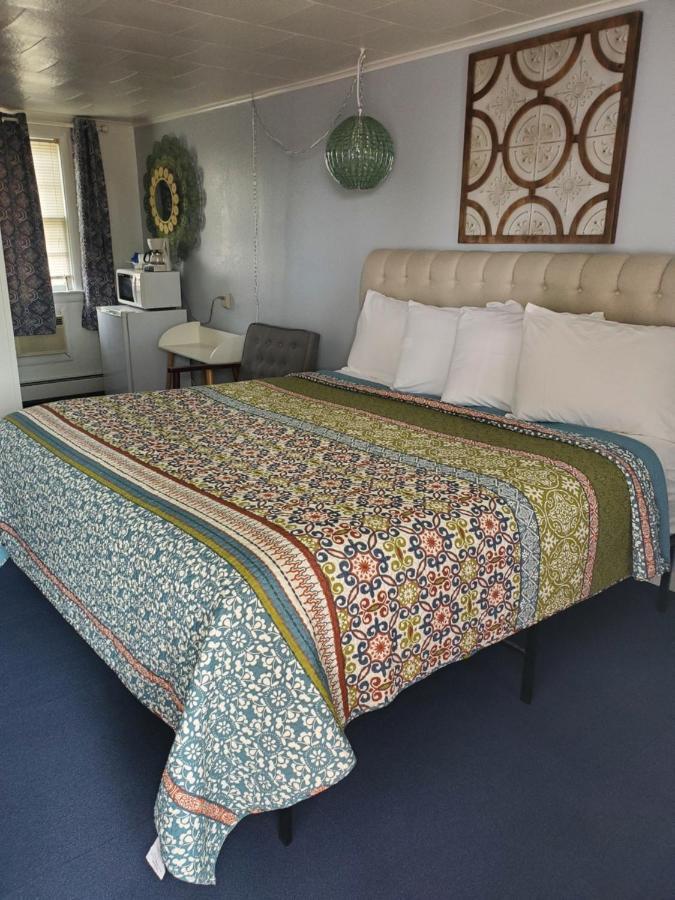 Sage Motel 2*