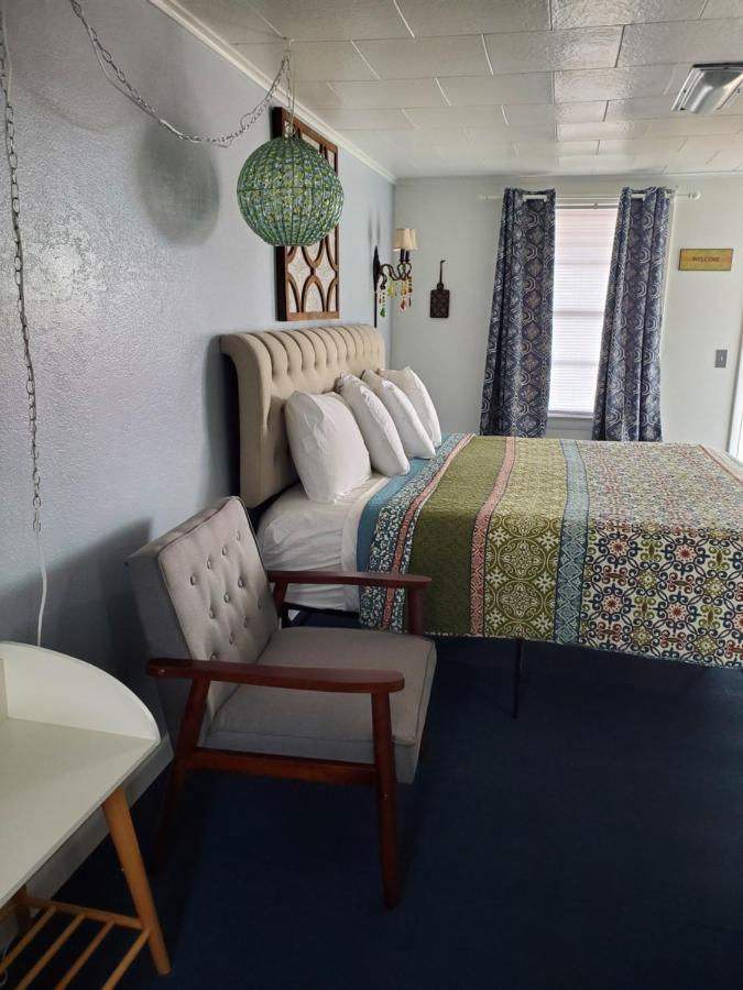 Sage Motel 2*