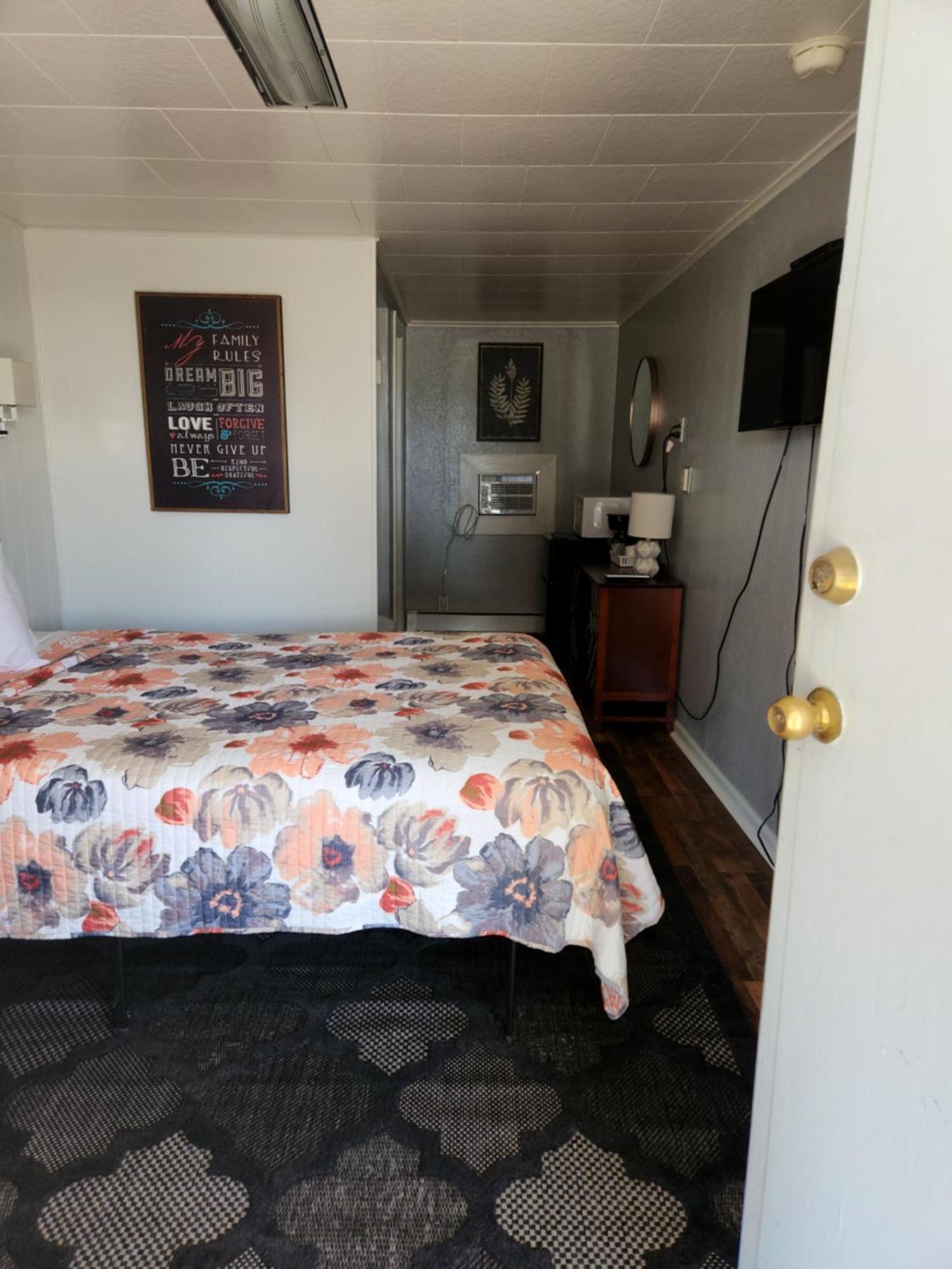 Sage Motel