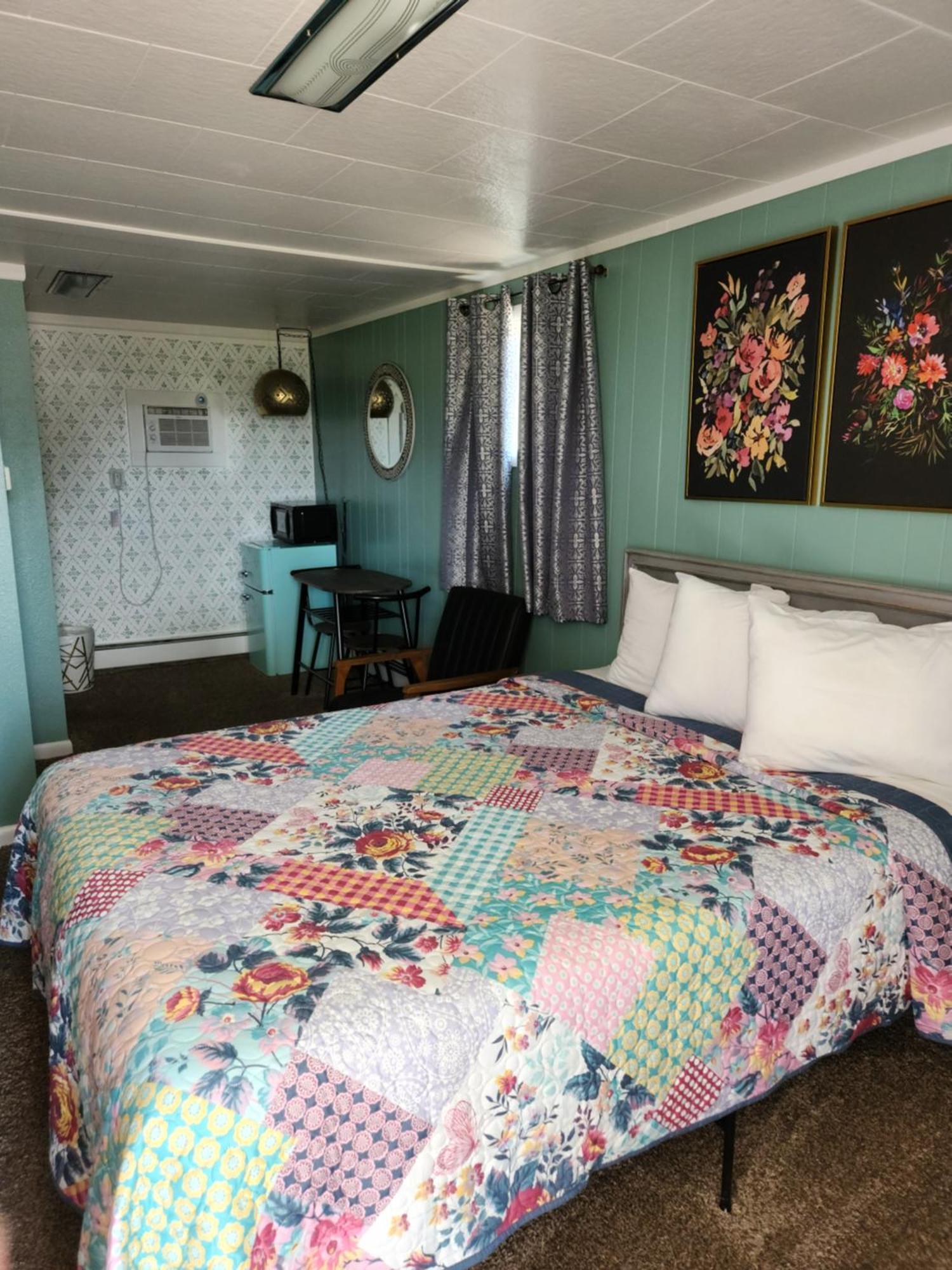 Motel Sage